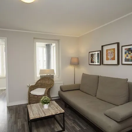 Appartamento Im Baederstil Mit Wintergarten - Maria Maja 36 Goehren (Ruegen)